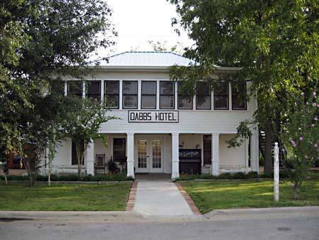 Dabbs Hotel Bed And Breakfast Llano Exterior foto